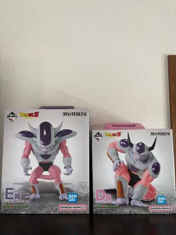 프리저 (2차 형태) 프리저 (3차 형태) 피규어 세트