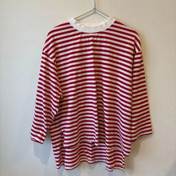 네스트로브 보더 빨간색 티셔츠