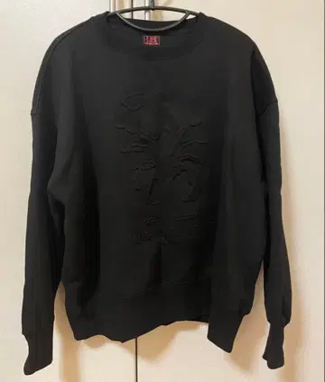 린토시테 시구레 실신 전갈 엠보싱 빅 맨투맨 M