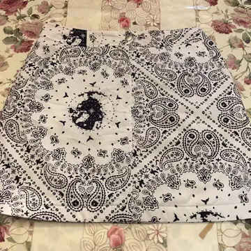 캘러웨이 반다나 패턴 골프 스커트 M