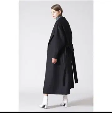 어도어 라이트 리버 롱 코트 허리 리본 포함 블랙 36