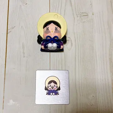 popmart crybaby crying to the moon 09