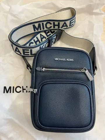 마이클코어스 미니 숄더 네이비