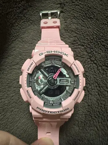 G-SHOCK 핑크 200m 방수