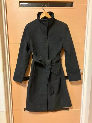 미사용품 H&M 울 혼방 다크 그레이 코트 사이즈 38