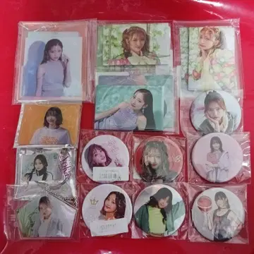 Girls2 오가와 사쿠라 아크릴 키링 & 캔뱃지 세트