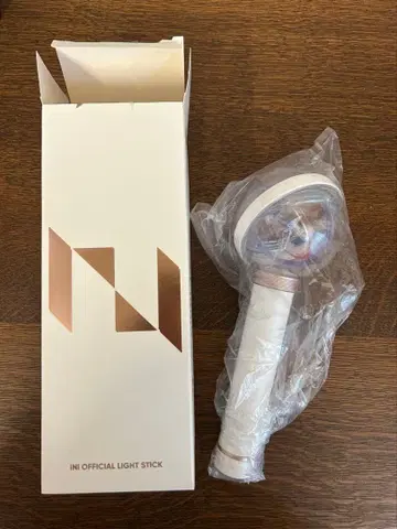 INI OFFICIAL LIGHTSTICK