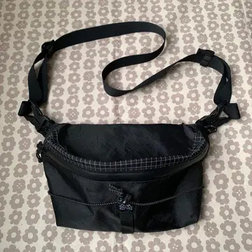 슬로우 하이크 슬로우 하이크 하이커 사선 백 S