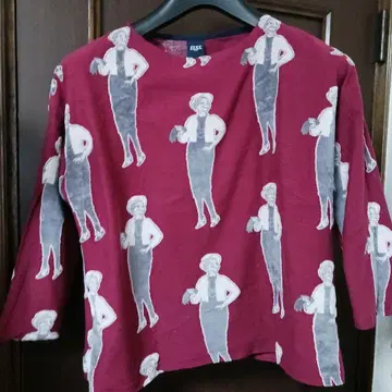 Ette 캐릭터 패턴 반팔 티셔츠