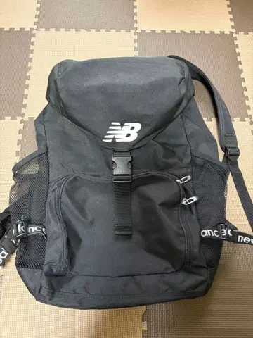 뉴발란스 블랙 백팩