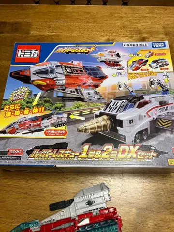 토미카 DX 세트 변형 기능 포함