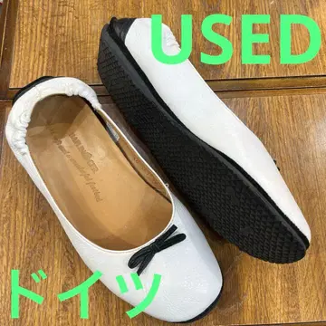 하프링거(독일) 슬립온 화이트 가죽 38 USED