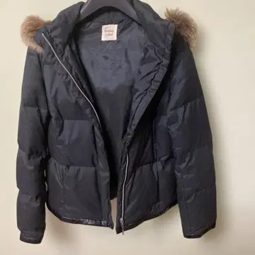 Private Label 블랙 다운 자켓