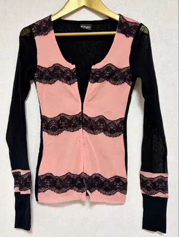 핑크와 블랙 레이스 긴팔 가디건