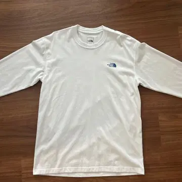 THE NORTH FACE 화이트 긴팔