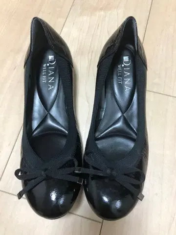 다이애나 블랙 플랫슈즈 리본 포함