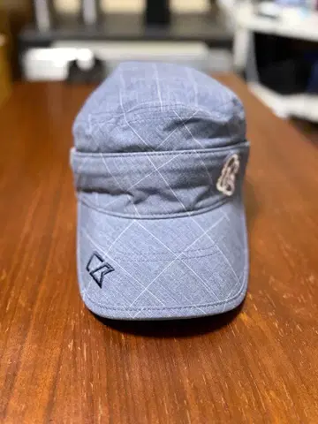 새상품급 레어! Cuuer&Buk 그레이 체크 무늬 캡 바이저 겸용 타입