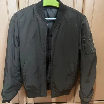 Le ciel clair MA-1 자켓 올리브