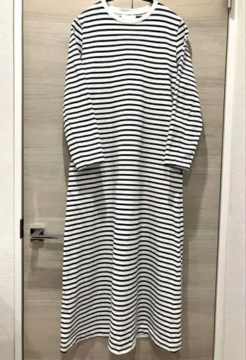 SLOANE 스트라이프 긴팔 롱 원피스