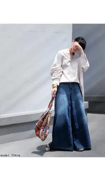 안티카 인기 만점 고평가 완판템 변형 데님 와이드 팬츠