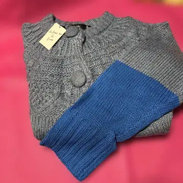 스카이블루와 파랑 케이블 짜임 가디건