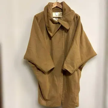 MURUA 돌먼 코트 카멜