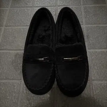 블랙 스웨이드 모카신