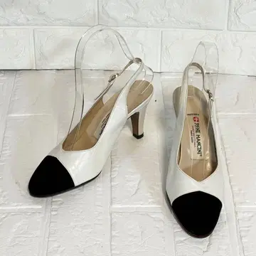 RENE MANCINI 레네 만치니 슬링백 펌프스 화이트 블랙