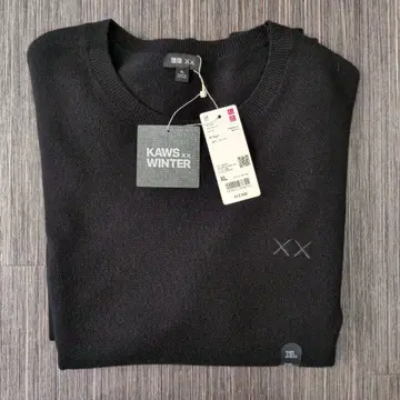 유니클로 KAWS 스웨터