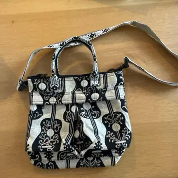 기타 패턴 숄더백