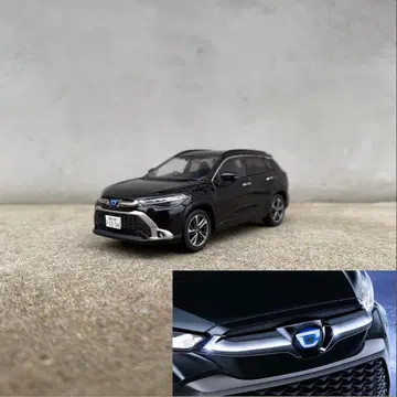 1/30 도요타 코롤라 크로스 컬러 샘플 미니카