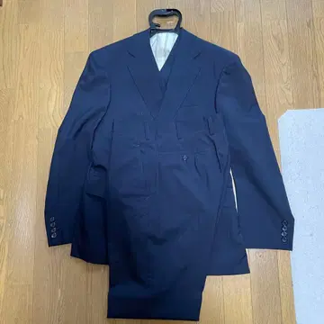 제냐 오더 수트