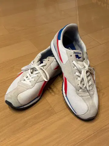 리복 스니커즈 화이트/레드/블루