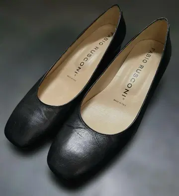 FABIO RUSCONI 블랙 가죽 펌프스 38