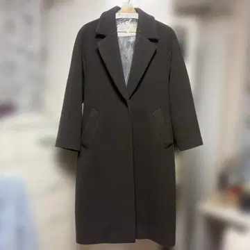 그린 라벨 릴랙싱 체스터 코트 프론트 포켓 부착