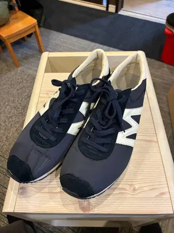 MIZUNO 프리미엄 스니커즈 네이비