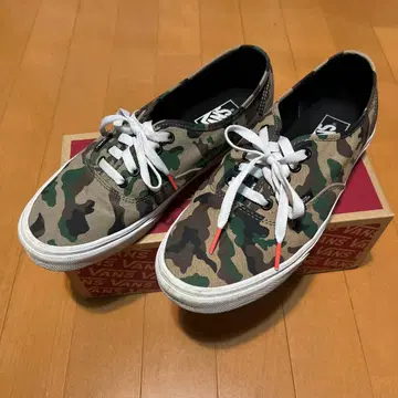 VANS 카모플라쥬 스니커즈