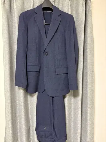 GU 다크 블루 캐주얼 수트