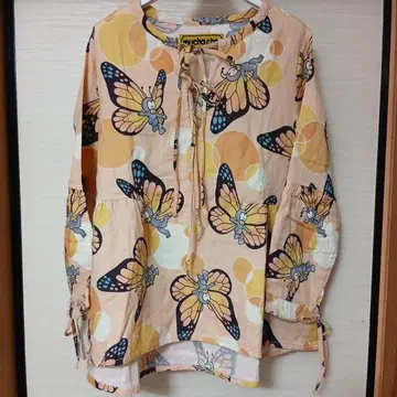 무차차 나비 튜닉 블라우스 사이즈 1