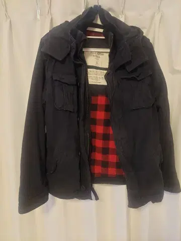 아바크롬비 앤 피치