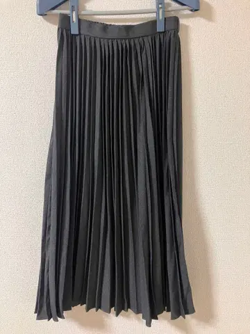 글로벌 워크 그레이 이지케어 플리츠 스커트 593329