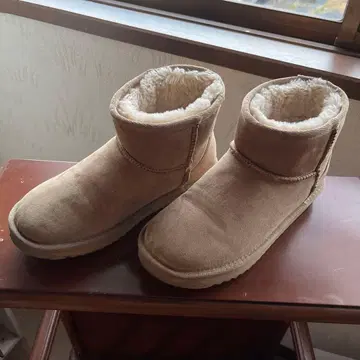 오리엔탈 트래픽 어그 부츠 S 사이즈