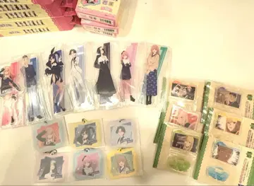 그 비스크돌은 사랑에 빠진다 키세코이 C.E.F상 아크릴 스탠드 세트