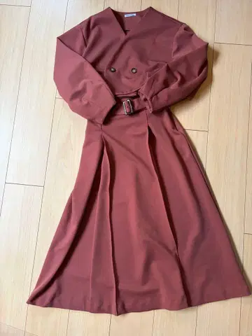 코히나 미니 자켓 x 턱 스커트 셋업 브라운 short