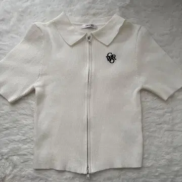 INGNI 화이트 집업 상의 M