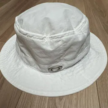 [ 미사용 새상품 ] Oakley Tee Hat 25.0