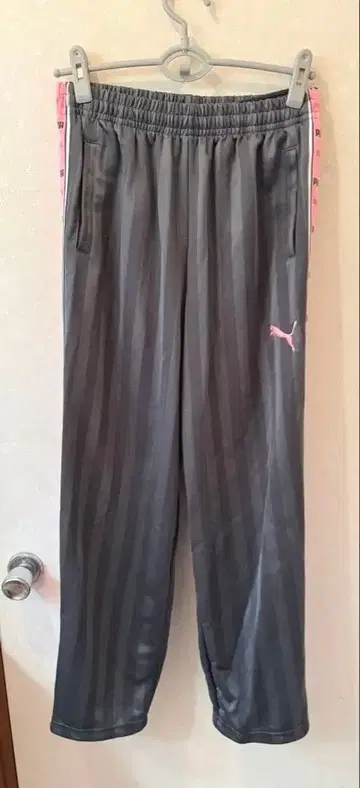 PUMA 저지 팬츠 그레이 x 핑크 M 사이즈