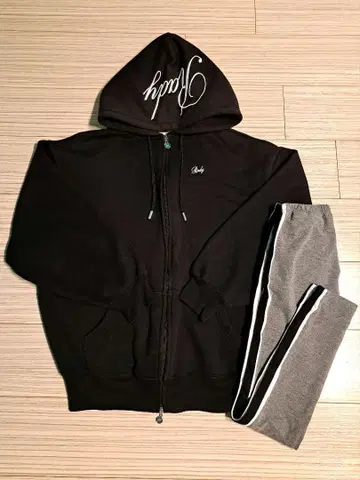 Rady 셋업 블랙/그레이 후드 부착