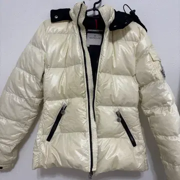 MONCLER 아이보리 다운 자켓 사이즈 1