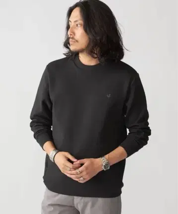 [ 새상품 미사용 ] SHIPS: 원포인트 하이 게이지 더블 니트 맨투맨